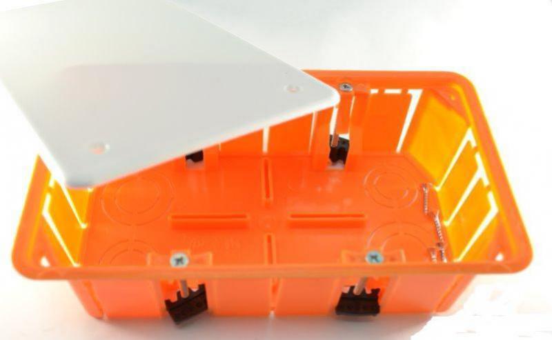 Коробка распределительная СП в бетон 172х96х45 Greenel GE41006
