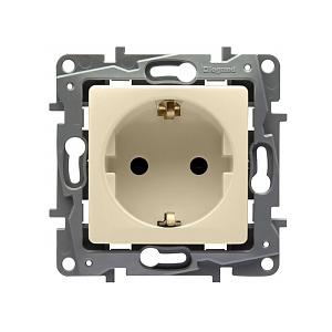 Legrand  Etika  Слоновая Кость Розетка механизм со шторками 2К+З 16А 250В, винтовые зажимы 672322