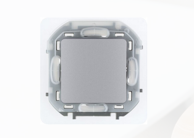 Legrand INSPIRIA Алюминий Переключатель1-клавишный IP44 скрытая установка 673672