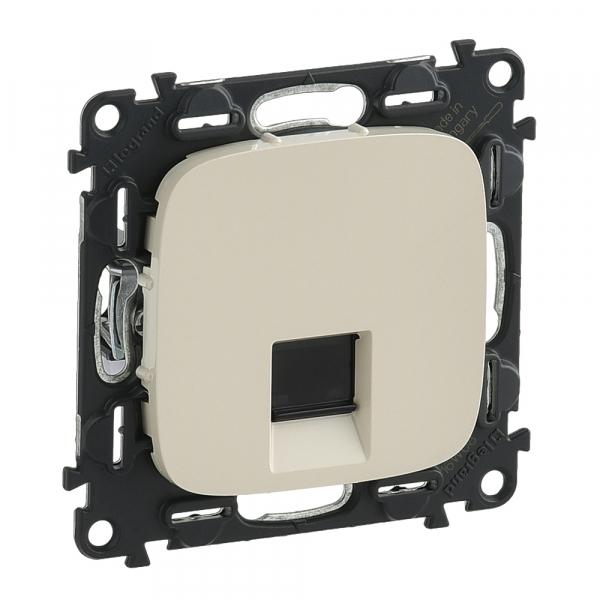 Legrand  Valena  ALLURE Слоновая Кость Розетка информационная 1-местная  RJ45 категория 5е UTP с лицевой панелью. 753840