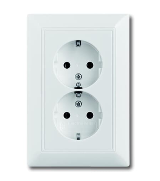 ABB  Basic55  Альпийский Белый Розетка Schuko 2-местная 2014-0-1462/2CKA002014A1462/