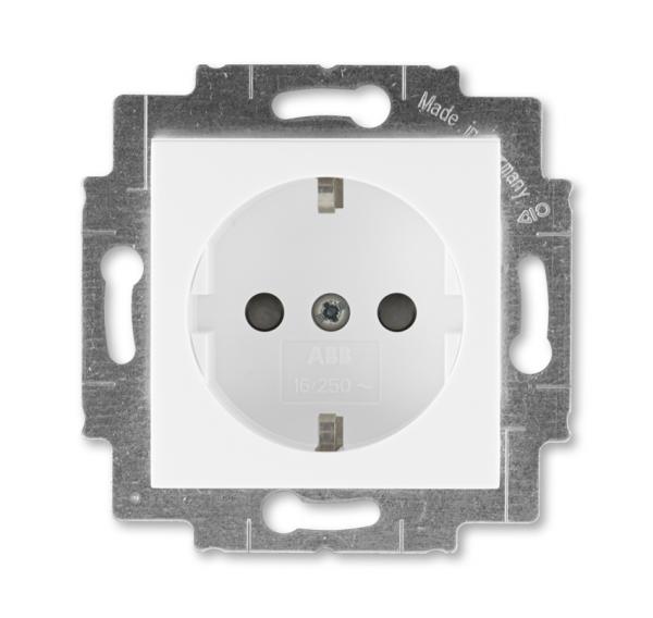 ABB  Levit   Белый/Белый Розетка с заземляющими контактами со шторками, 2CHH203457A6003