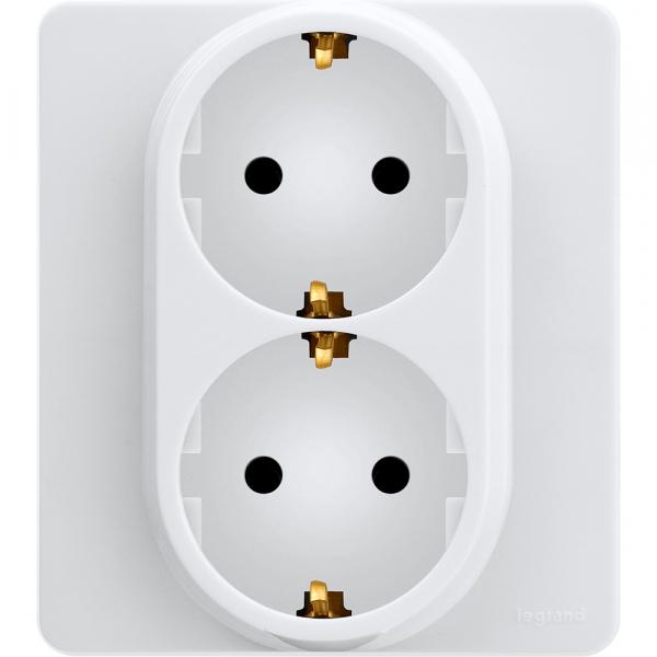 Legrand INSPIRIA Белый Розетка 2-местная с заземляющими контактами IP20 скрытая установка 673750