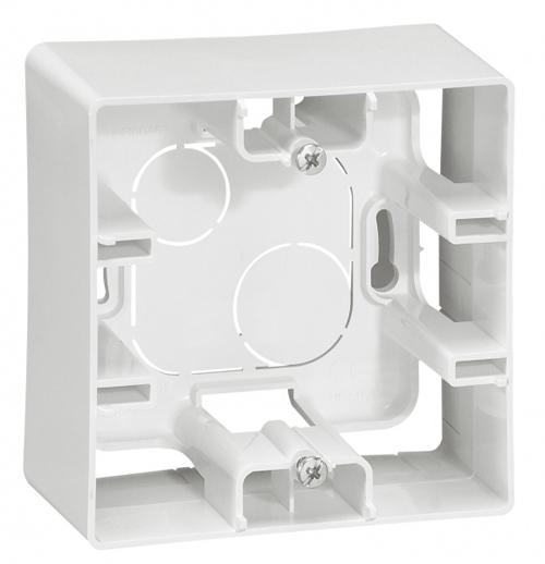 Legrand  Etika  Белый Коробка 1-местная накладная 672510