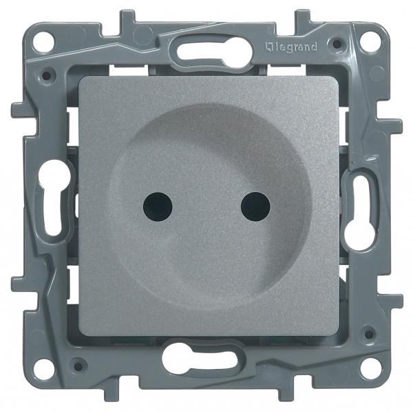 Legrand  Etika  Алюминий Розетка механизм со шторками 2К 16А, 250В, винтовые зажимы 672434