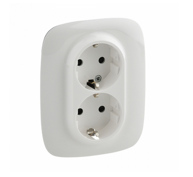 Legrand  Valena  ALLURE  Белый Розетка силовая двойная 2х2К+З 16А 250В с лицевой панелью безвинтовые зажимы 753726