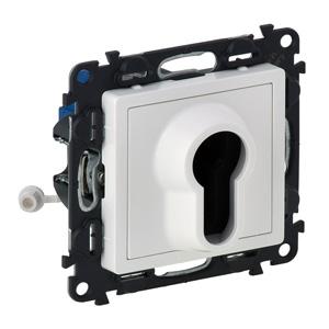 Legrand  Valena  LIFE  Белая Выключатель 2 полюсный с ключом 10А 230В с лицевой панелью 752125